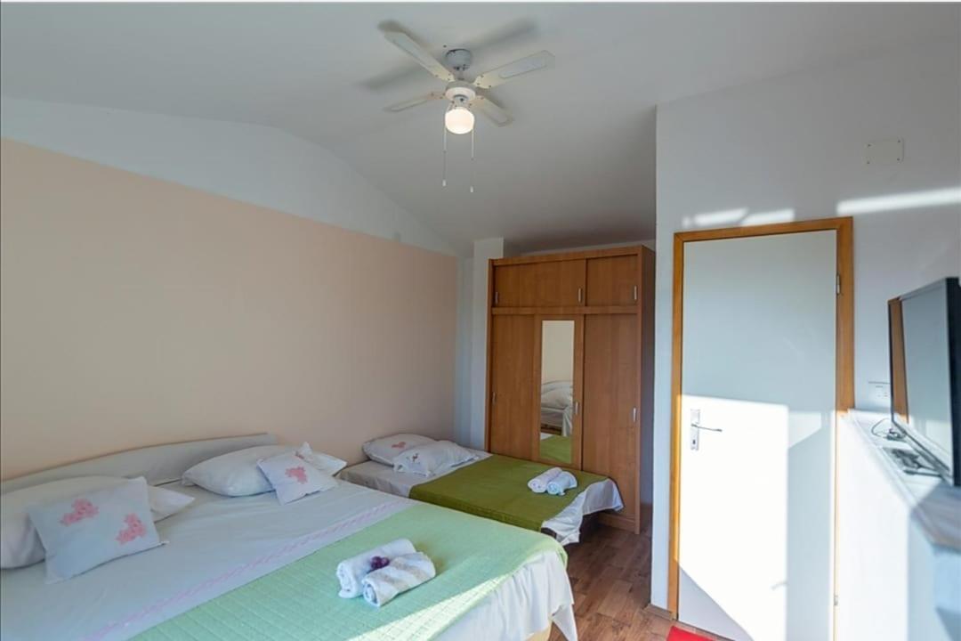 Willa Honey House Grabovac  Zewnętrze zdjęcie